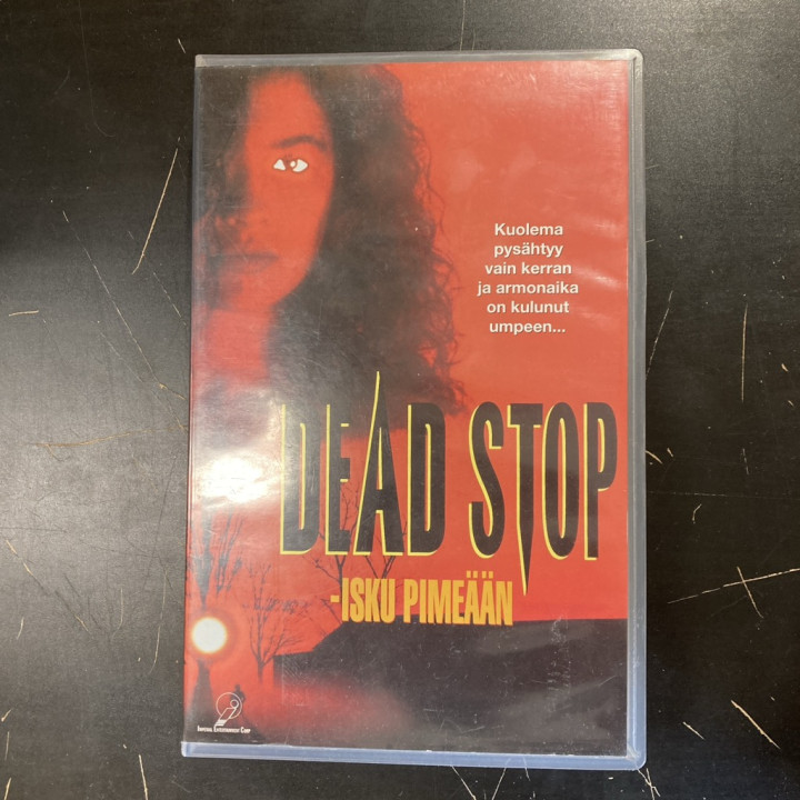 Dead Stop - isku pimeään VHS (VG+/M-) -jännitys-